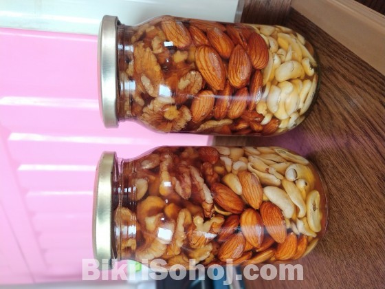 Homemade Mixed Nuts with Honey